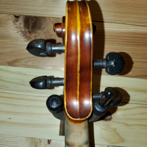 🔥 Violin- pro instrument w/ aged maple & FLAMES🔥 - Picture 9 of 11